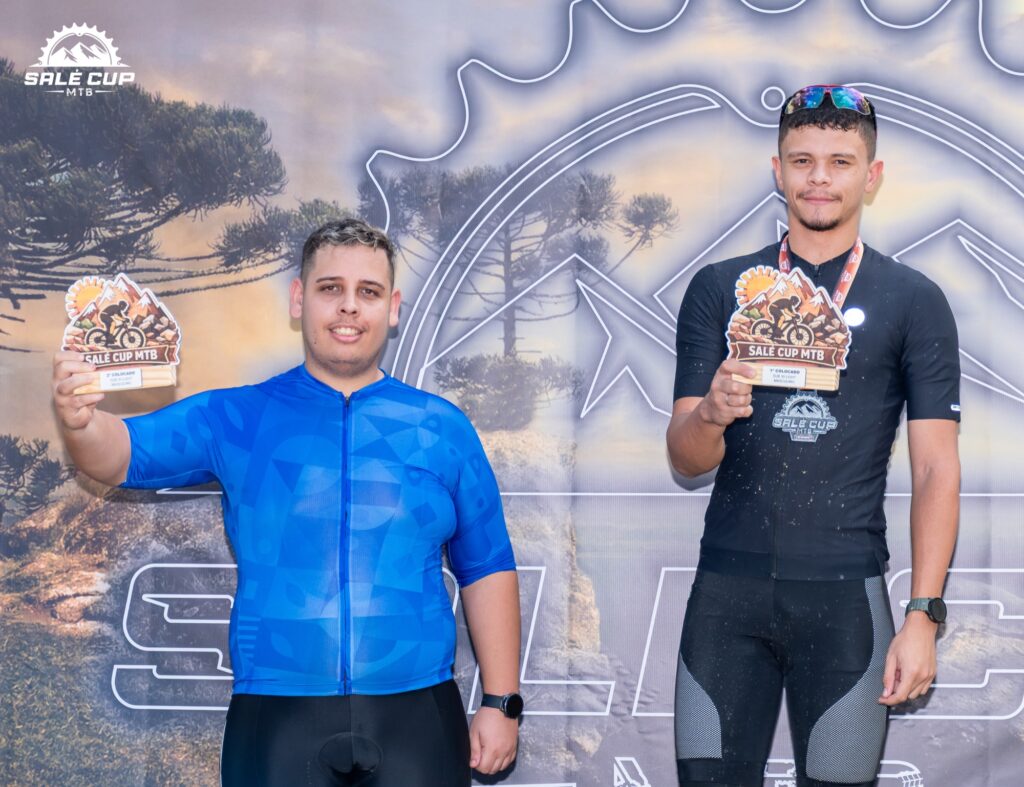 Atletas e participantes da Salé Cup MTB 2026 em Salesópolis.