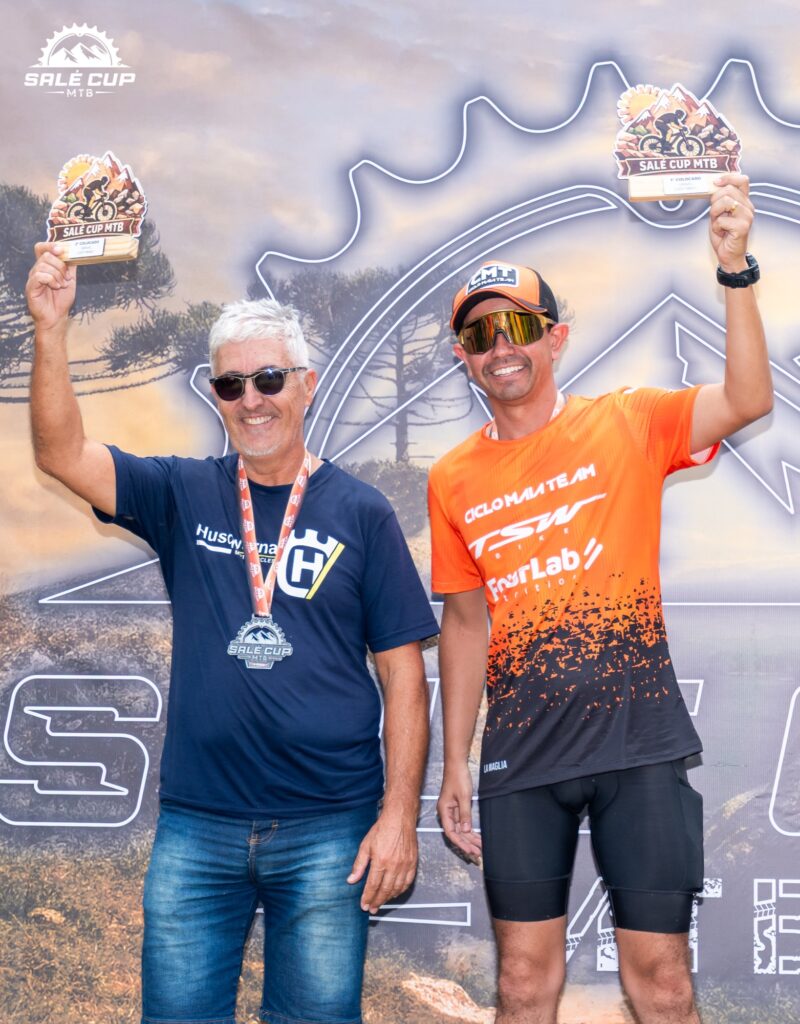 Atletas e participantes da Salé Cup MTB 2026 em Salesópolis.