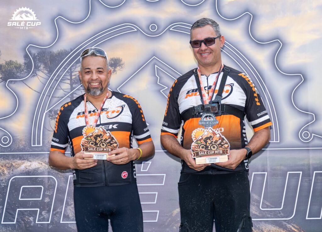 Atletas e participantes da Salé Cup MTB 2026 em Salesópolis.